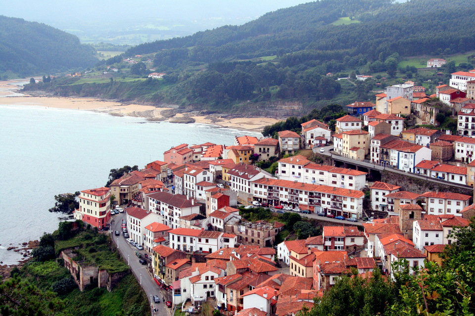 llastres